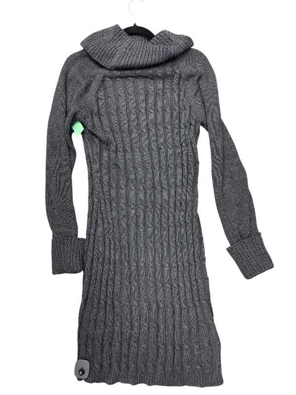 Dress Sweater By Calvin Klein In Grey, Size: 2