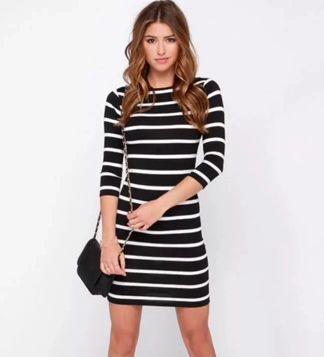 BLACK AND WHITE STRIPE DRESS