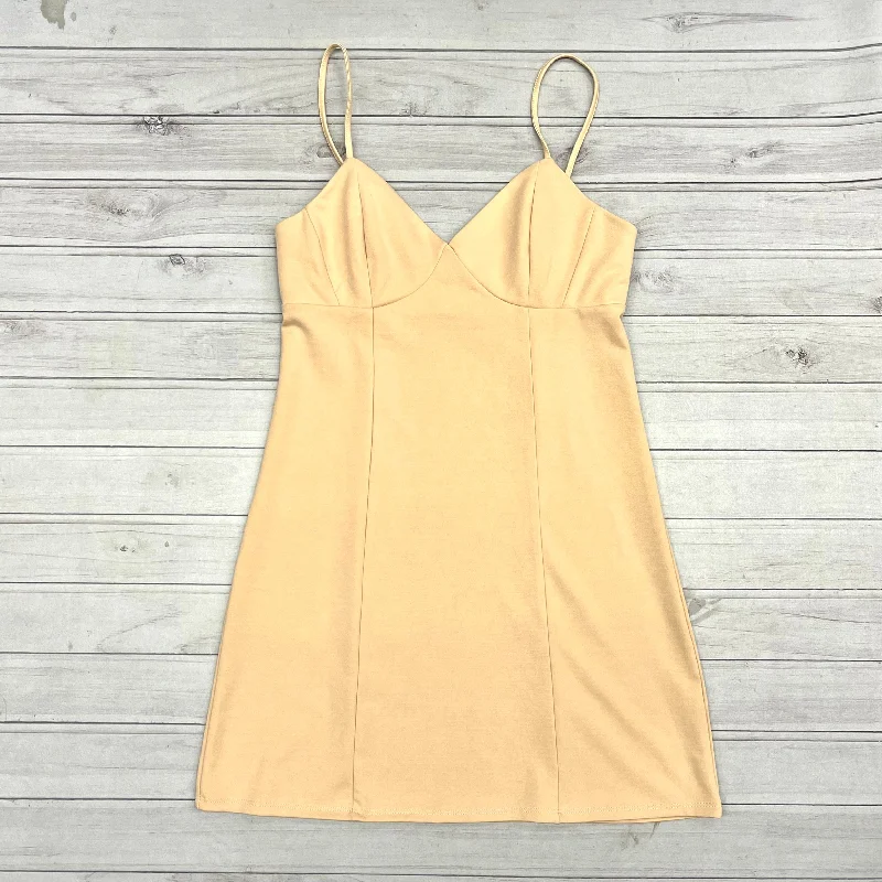 Dress Casual Short By Kendall + Kylie  Size: S
