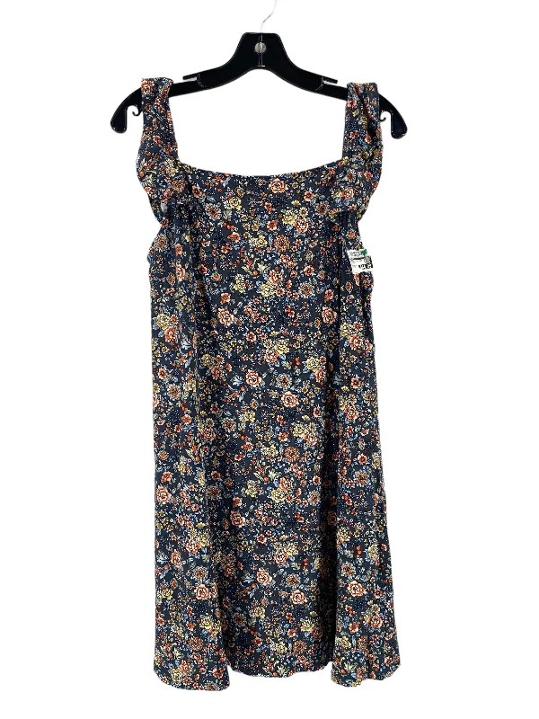 Dress Casual Short By Loft  Size: M