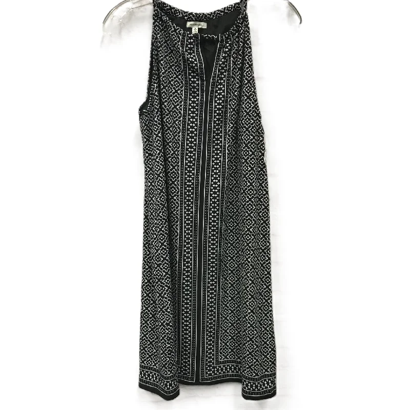Dress Casual Short By Max Studio  Size: M