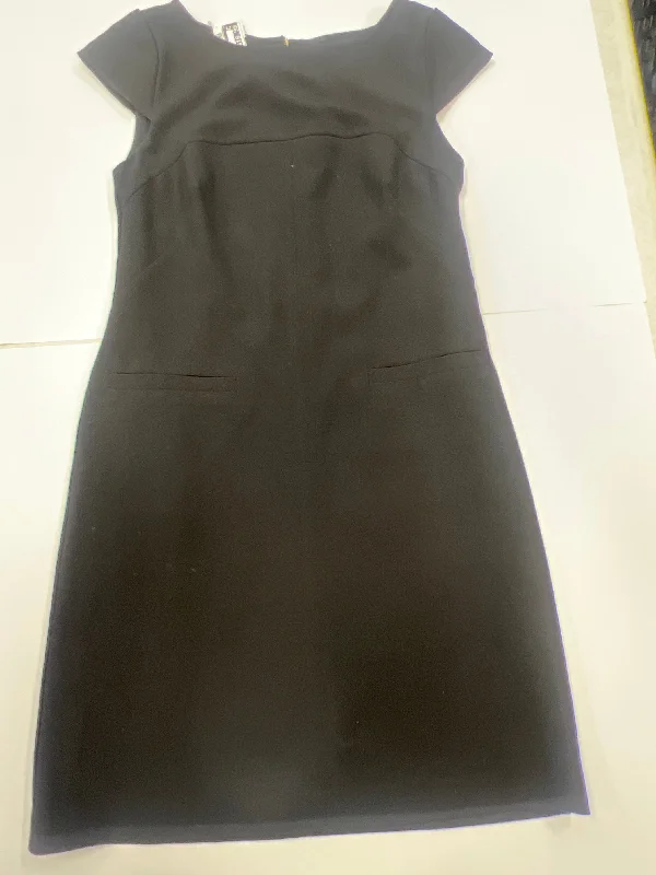 Dress Casual Short By Vince Camuto  Size: 2