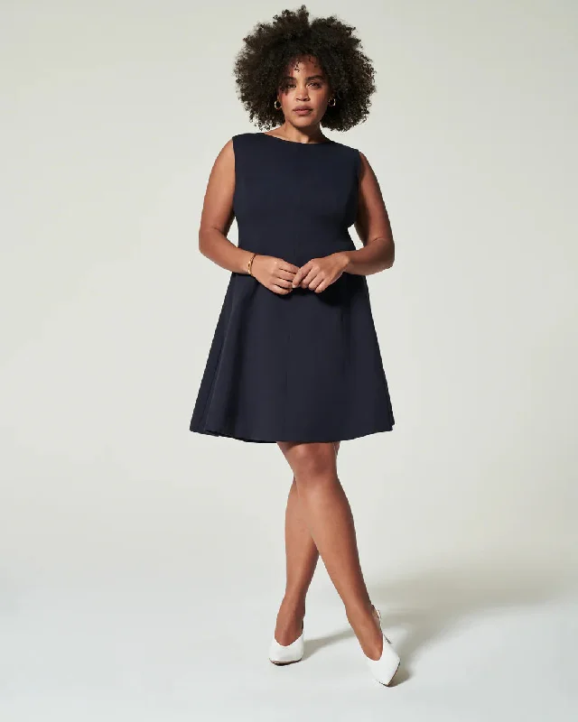 SPANX - PERFECT FIR AND FLARE DRESS