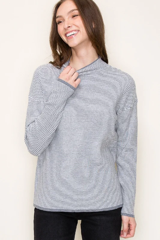 Crisp Lines Waffle Mock Neck Pullover Crew Neck Wool